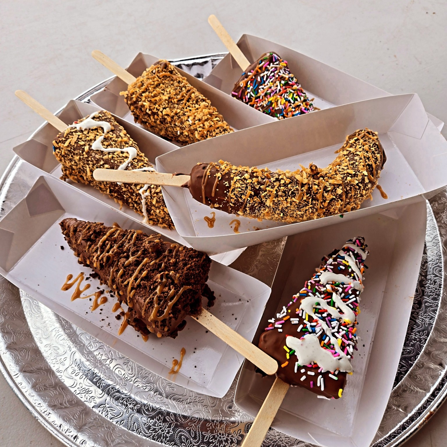 Kong&Co Cheeky Cheesecake and dipped dessert assortment
